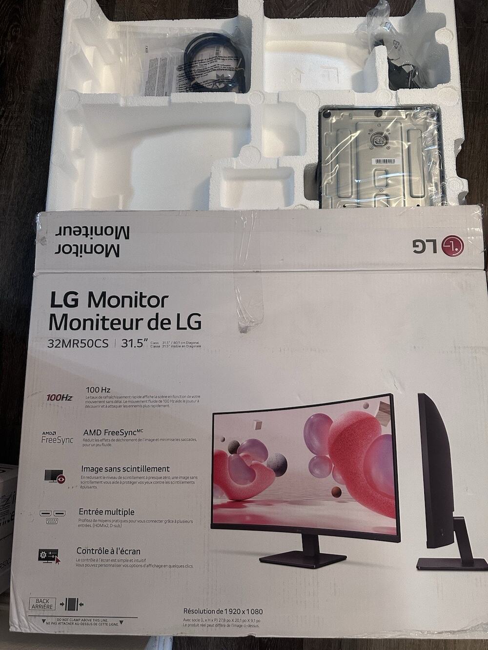LG 32" FHD Curved 100Hz Monitor with FreeSync - 32MR50CS